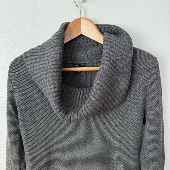 Club Monaco gray cowl neck waffle split hem cashmere blend Sweater Size Small - Picture 2 of 7
